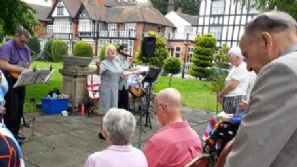 Rev Eleanor Smith led our annual ecumenical Summer Praise.